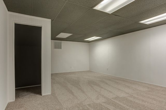 8107 Knoxville Avenue, Lubbock, TX 79423