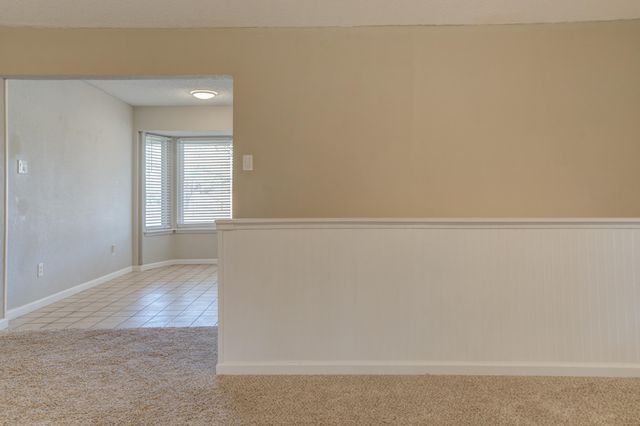 8107 Knoxville Avenue, Lubbock, TX 79423