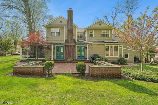 84 Pine Grove Ave, Summit City, NJ 07901