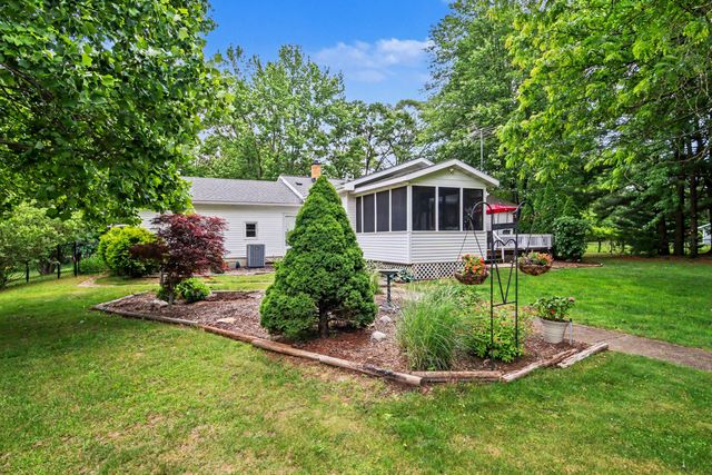 7475 Thornapple River Drive Se, Caledonia Twp, MI 49316