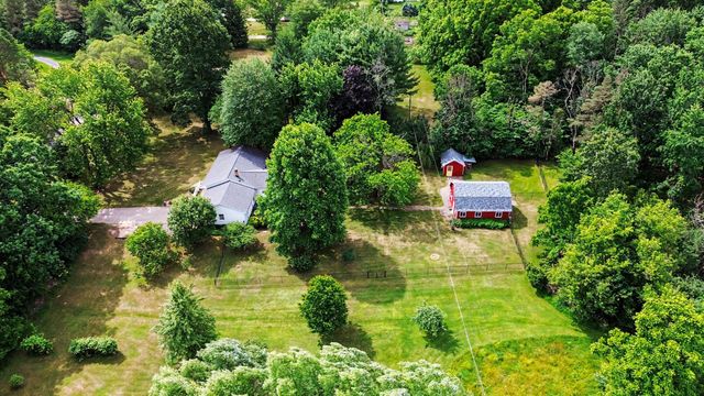 7475 Thornapple River Drive Se, Caledonia Twp, MI 49316