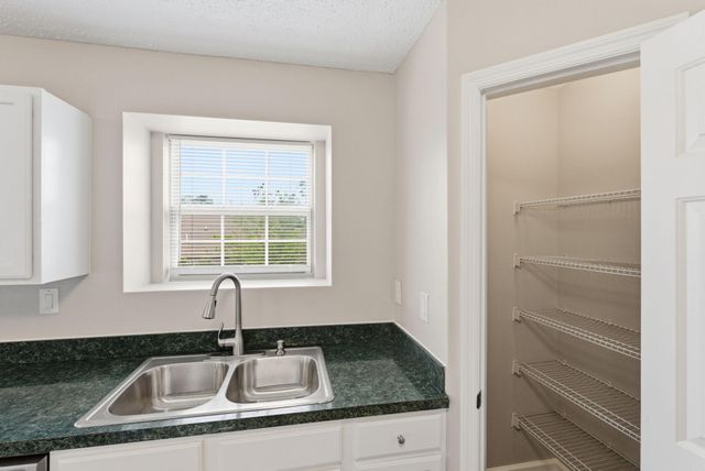 641 Hugging Bear Lane, Lexington, KY 40509