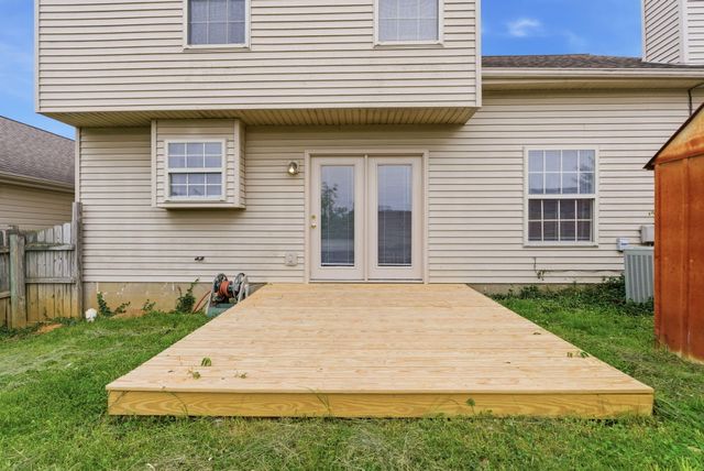 641 Hugging Bear Lane, Lexington, KY 40509