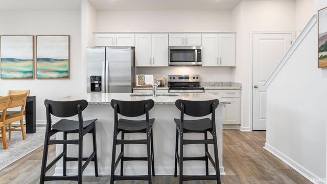 1725 Lighthouse Lane, Goshen, IN 46526