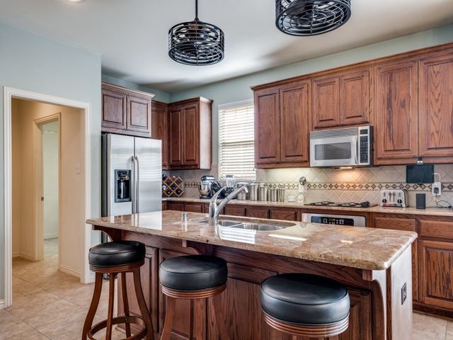 7013 Salem Court, Rowlett, TX 75089