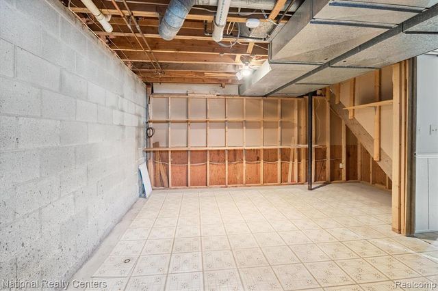 12387 Cedar Drive, Shelby Twp, MI 48315