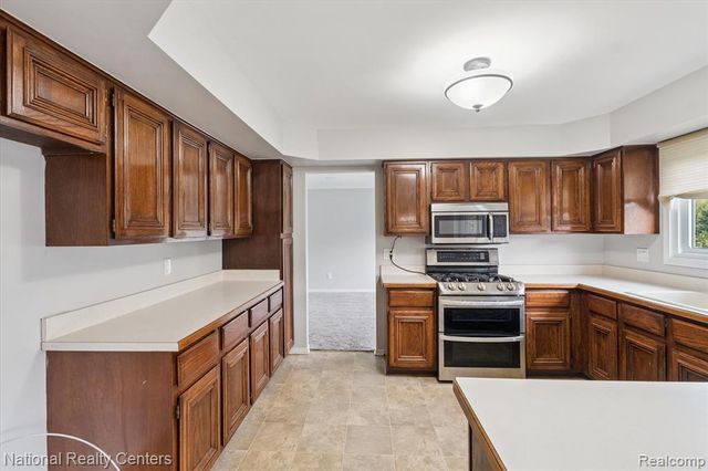 12387 Cedar Drive, Shelby Twp, MI 48315