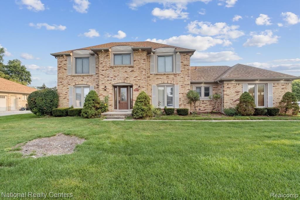 12387 Cedar Drive, Shelby Twp, MI 48315