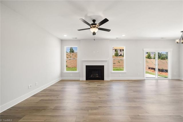 2371 Robbins Perch West Court, Kernersville, NC 27284