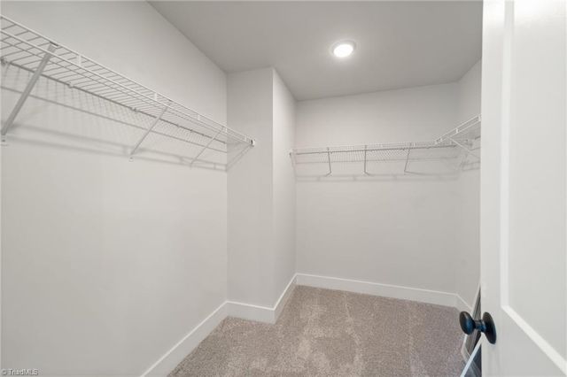 2371 Robbins Perch West Court, Kernersville, NC 27284