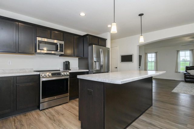 781 S Dewey AVENUE, Jefferson, WI 53549