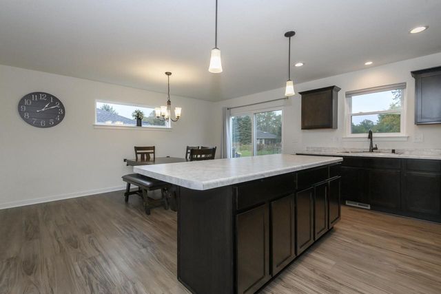 781 S Dewey AVENUE, Jefferson, WI 53549