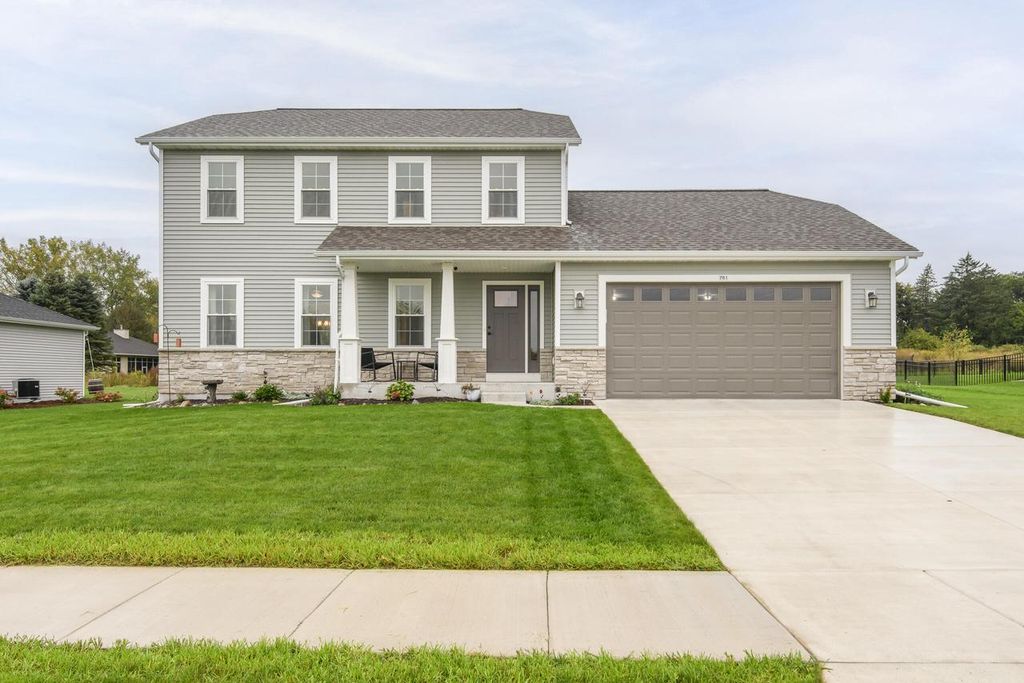 781 S Dewey AVENUE, Jefferson, WI 53549