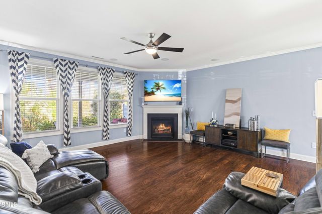 552 Rowanwood Way, Apex, NC 27523