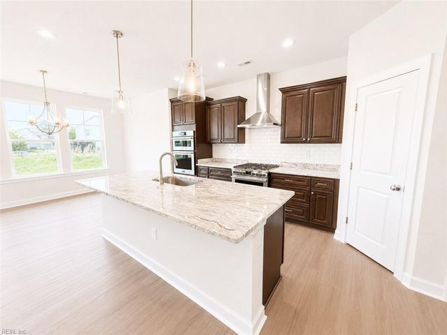 23 Mulligan LN, Suffolk, VA 23434