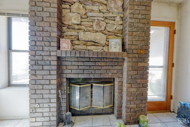 28220 Black Gold Way, Tehachapi, CA 93561
