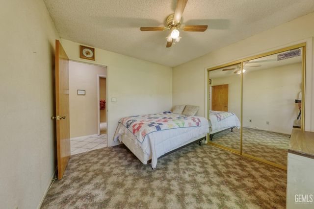 28220 Black Gold Way, Tehachapi, CA 93561