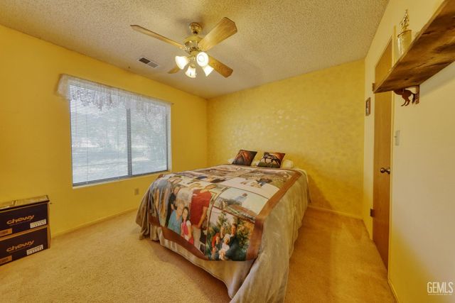 28220 Black Gold Way, Tehachapi, CA 93561