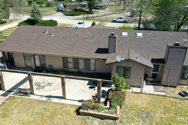 28220 Black Gold Way, Tehachapi, CA 93561