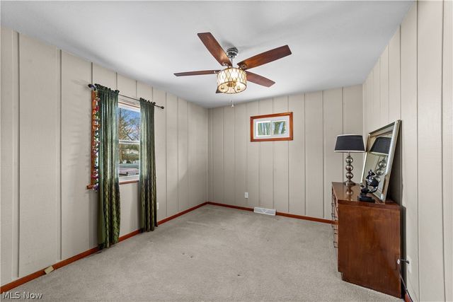 128 Oakwood Drive, Avon Lake, OH 44012