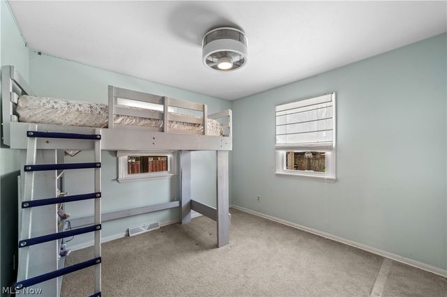 128 Oakwood Drive, Avon Lake, OH 44012