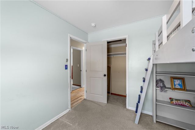 128 Oakwood Drive, Avon Lake, OH 44012