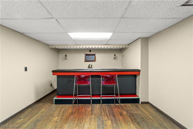 128 Oakwood Drive, Avon Lake, OH 44012