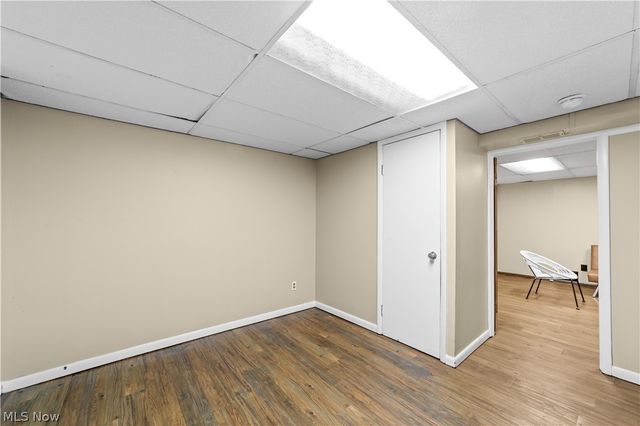 128 Oakwood Drive, Avon Lake, OH 44012