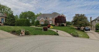 102 Meadowvue Ct, Peters Twp, PA 15367