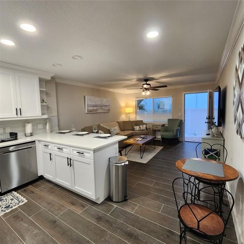 8535 BLIND PASS DRIVE 103, Treasure Island, FL 33706