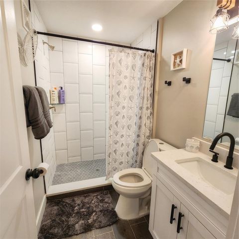 8535 BLIND PASS DRIVE 103, Treasure Island, FL 33706