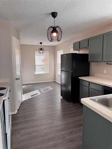 652 Spillway Drive, Little Elm, TX 75068