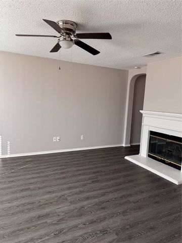 652 Spillway Drive, Little Elm, TX 75068