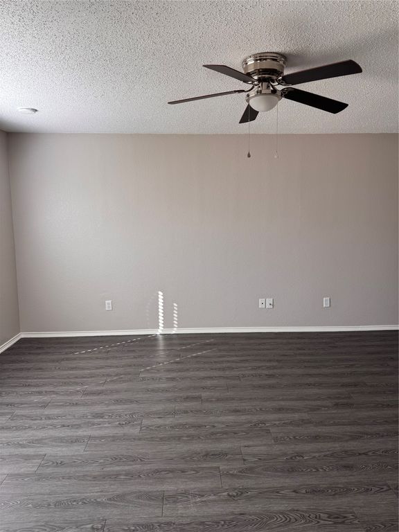 652 Spillway Drive, Little Elm, TX 75068