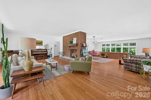 112 Crestwood Circle, Chester, SC 29706