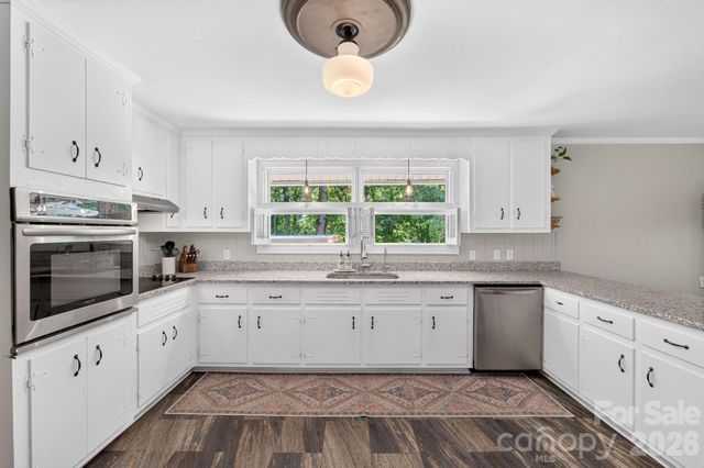 112 Crestwood Circle, Chester, SC 29706