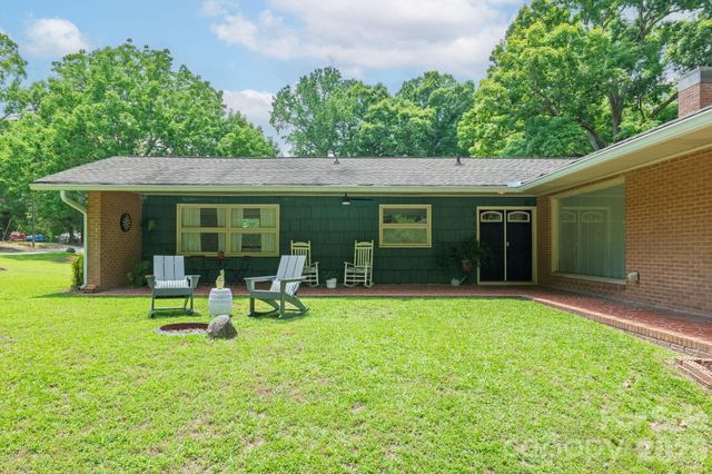 112 Crestwood Circle, Chester, SC 29706