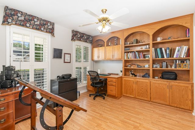 646 Forest Glen Cir, Murfreesboro, TN 37128