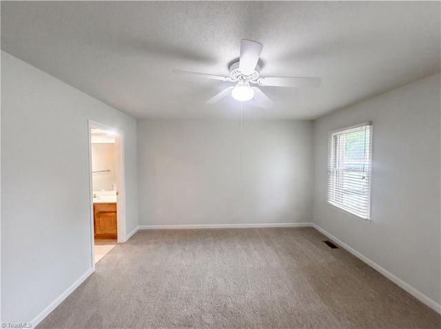 1911 Meadow Green Drive, Graham, NC 27253