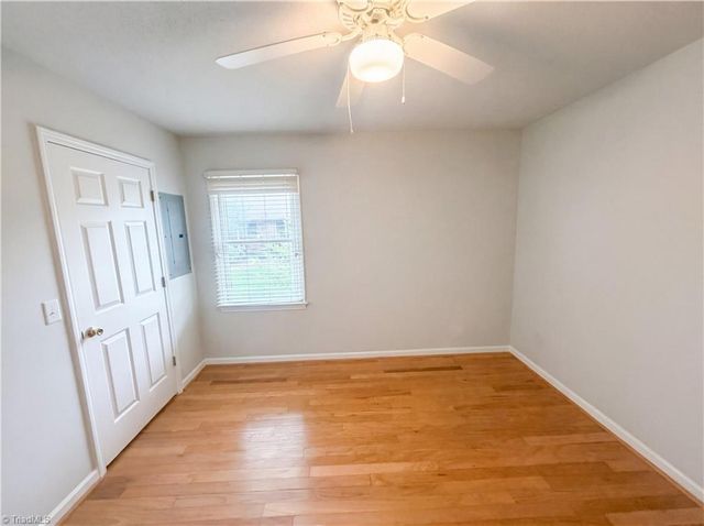 1911 Meadow Green Drive, Graham, NC 27253