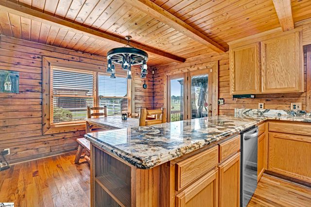 313 Henderson Road, Gray Court, SC 29645