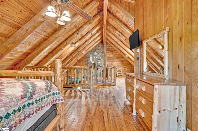 313 Henderson Road, Gray Court, SC 29645