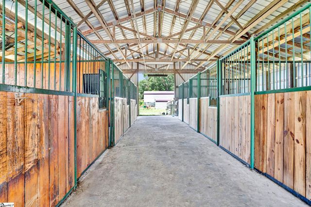 313 Henderson Road, Gray Court, SC 29645