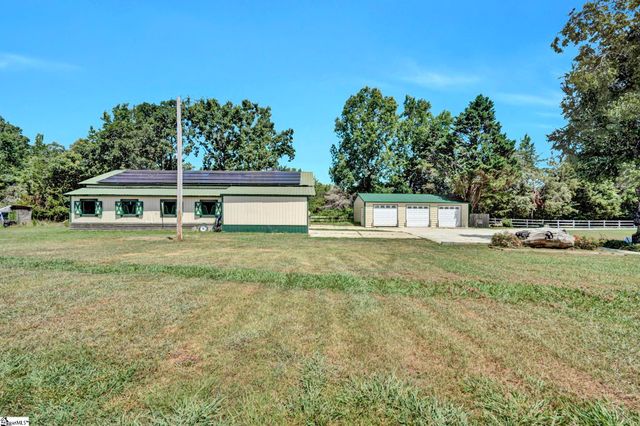 313 Henderson Road, Gray Court, SC 29645