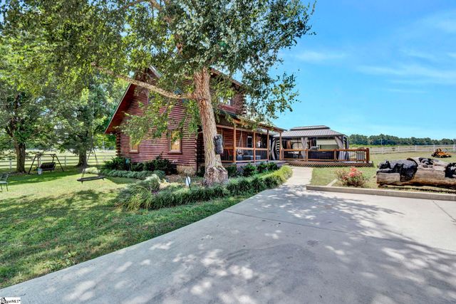 313 Henderson Road, Gray Court, SC 29645