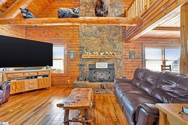 313 Henderson Road, Gray Court, SC 29645