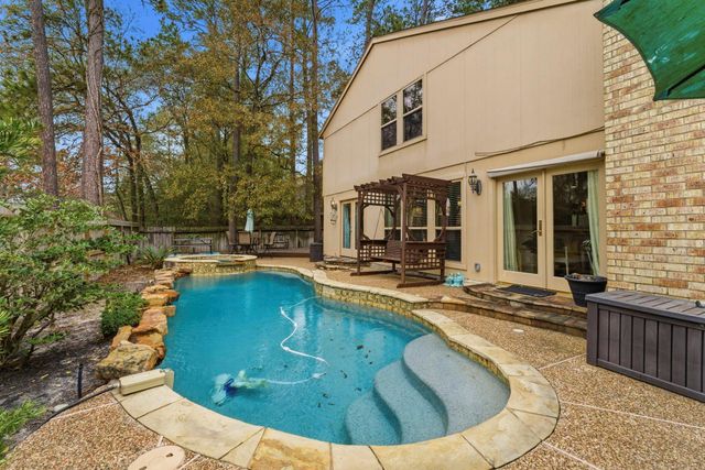 22 Berryfrost Lane, The Woodlands, TX 77380