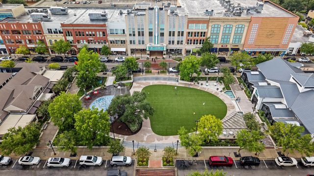 22 Berryfrost Lane, The Woodlands, TX 77380