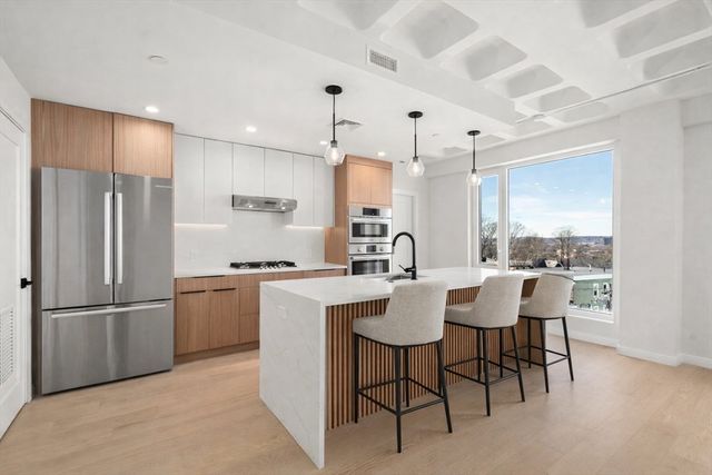 125 Lowell Street 6C, Somerville, MA 02143