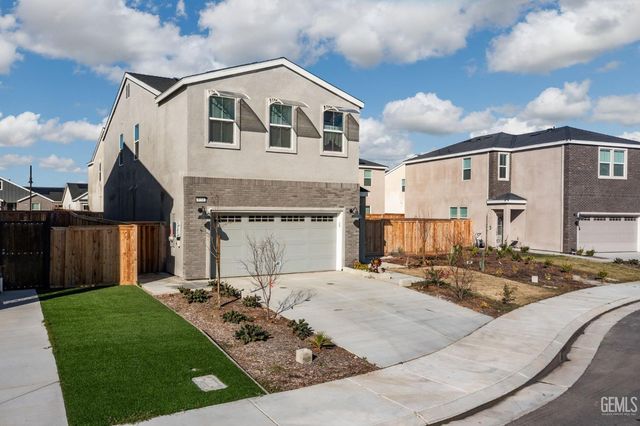 8916 Savona Lane, Shafter, CA 93263